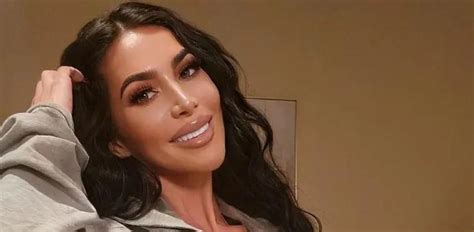 ashten g|Kim Kardashian lookalike, OnlyFans model dies after。